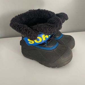 Boys Sorel winter boots